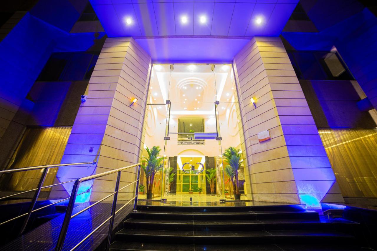 مبيت التحلية للشقق المخدومة تشغيل و إدارة الماسية الأولى Jeddah Exterior photo