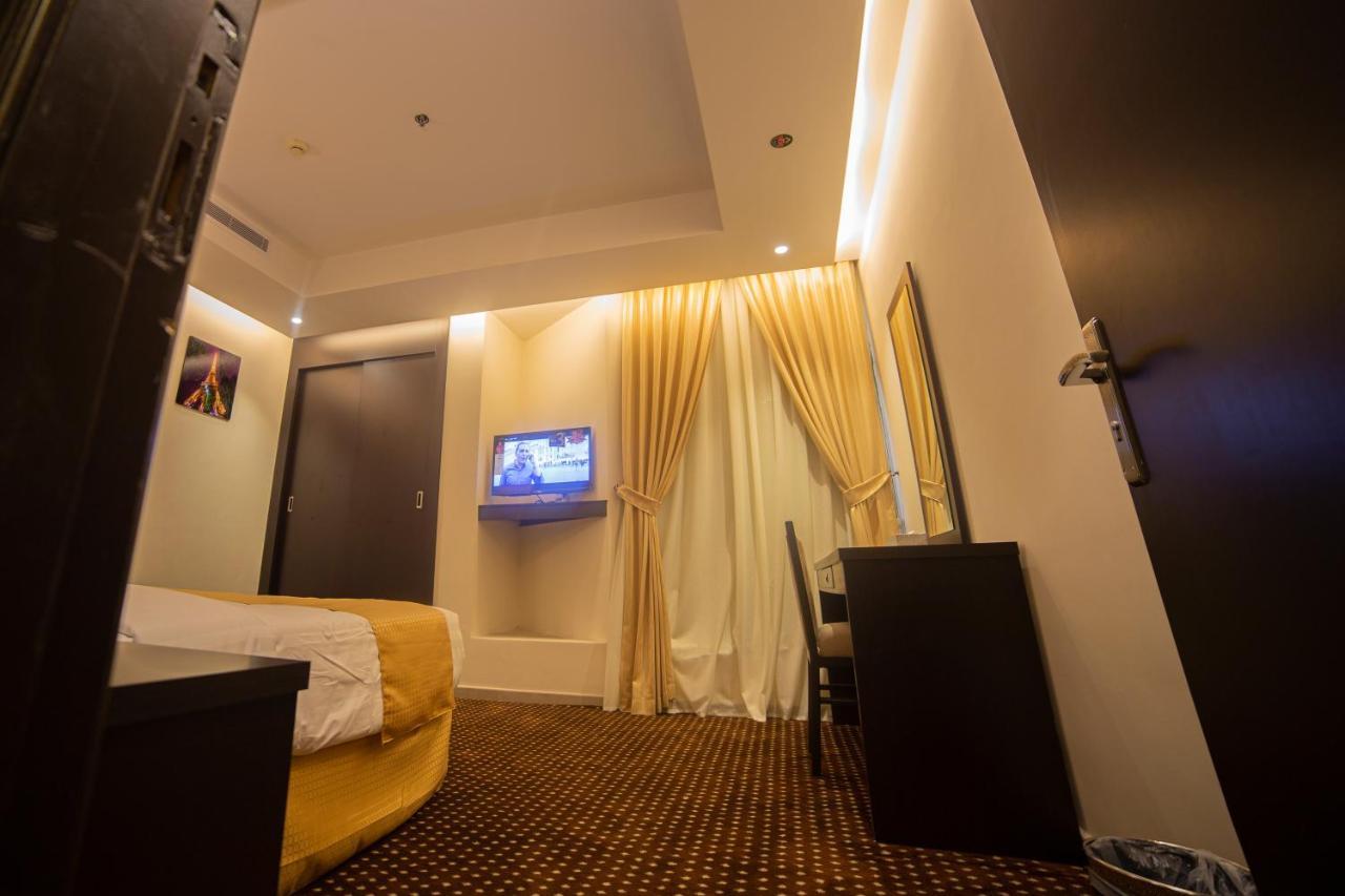 مبيت التحلية للشقق المخدومة تشغيل و إدارة الماسية الأولى Jeddah Exterior photo