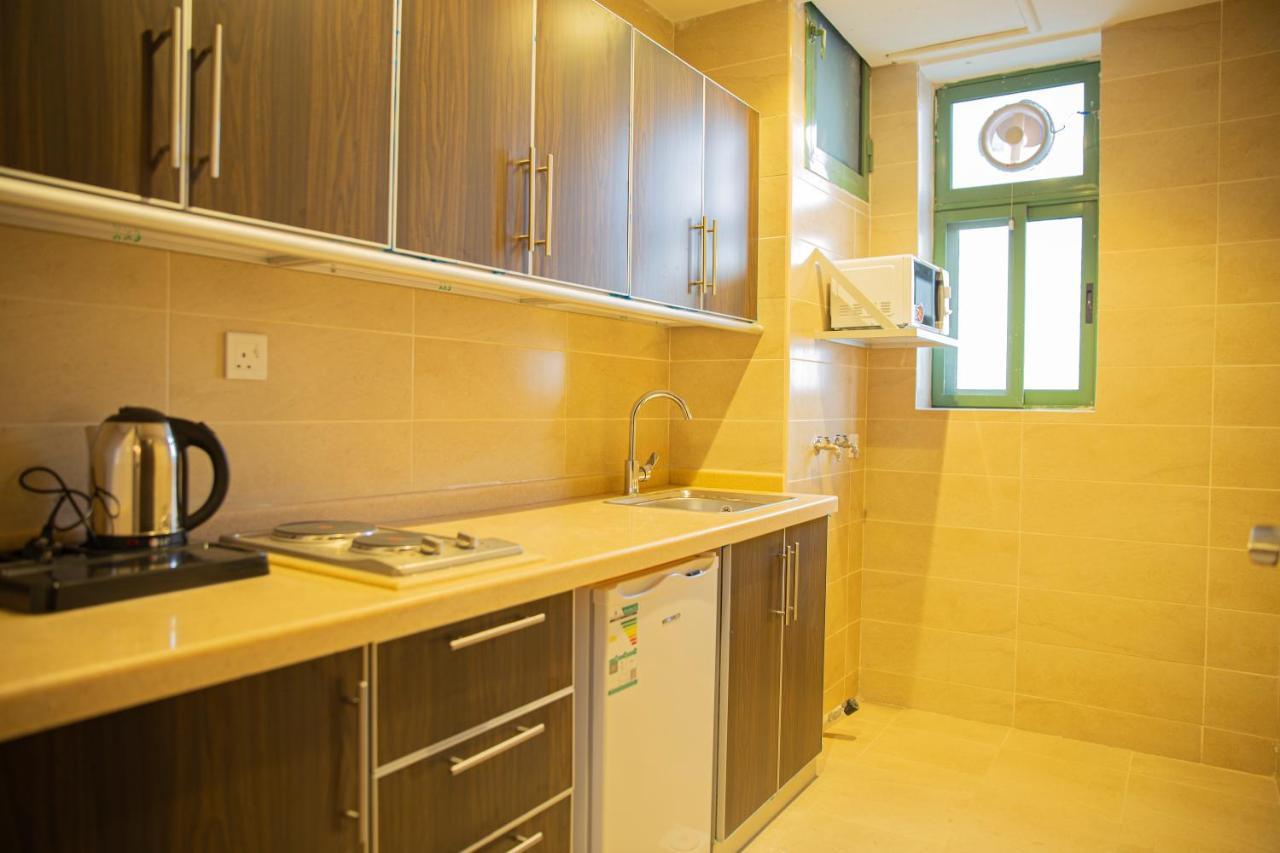مبيت التحلية للشقق المخدومة تشغيل و إدارة الماسية الأولى Jeddah Exterior photo